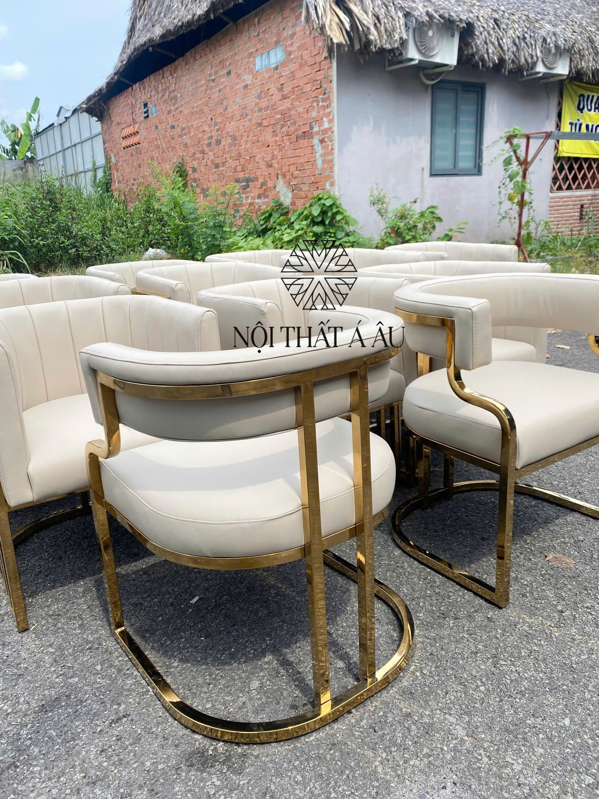 ghe-nail-ghe-an-khung-ma-vang-t108-10