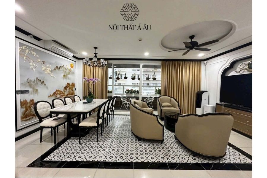 Bàn Ăn Lớn Dành Cho Biệt Thự