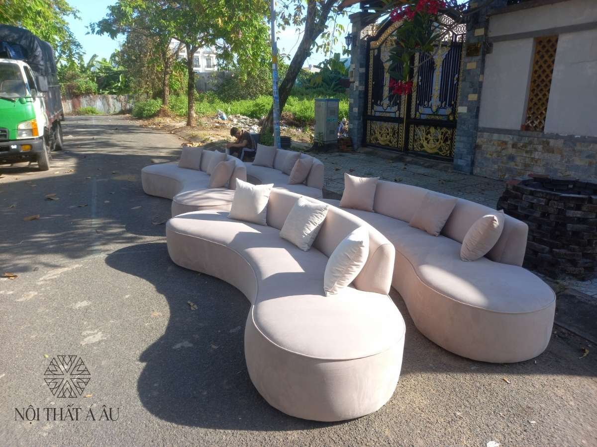 Sofa Băng Cong Bọc Nhung Cao Cấp Mẫu Đẹp 
