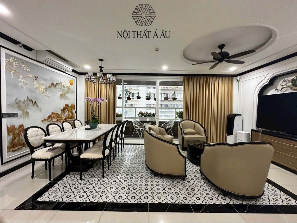 Bàn Ăn Đẹp Phong Cách Cổ Điển Sang Trọng