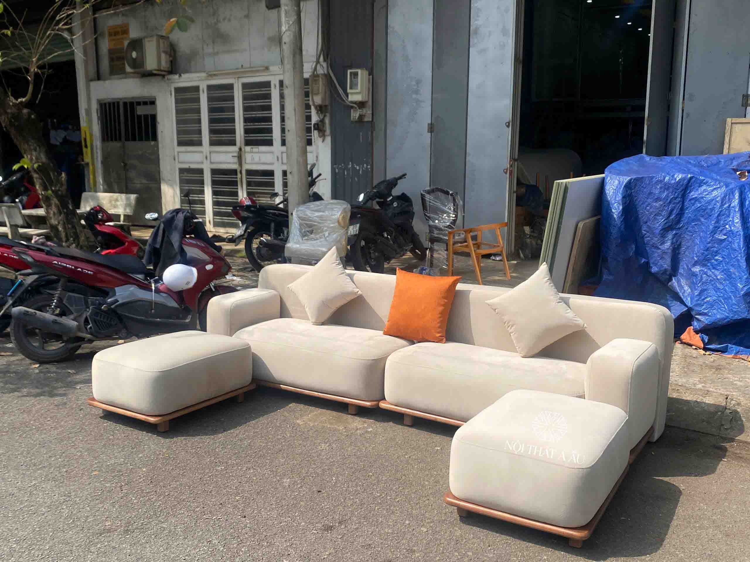 Sofa Phòng Khách Đẹp Bệ Gỗ