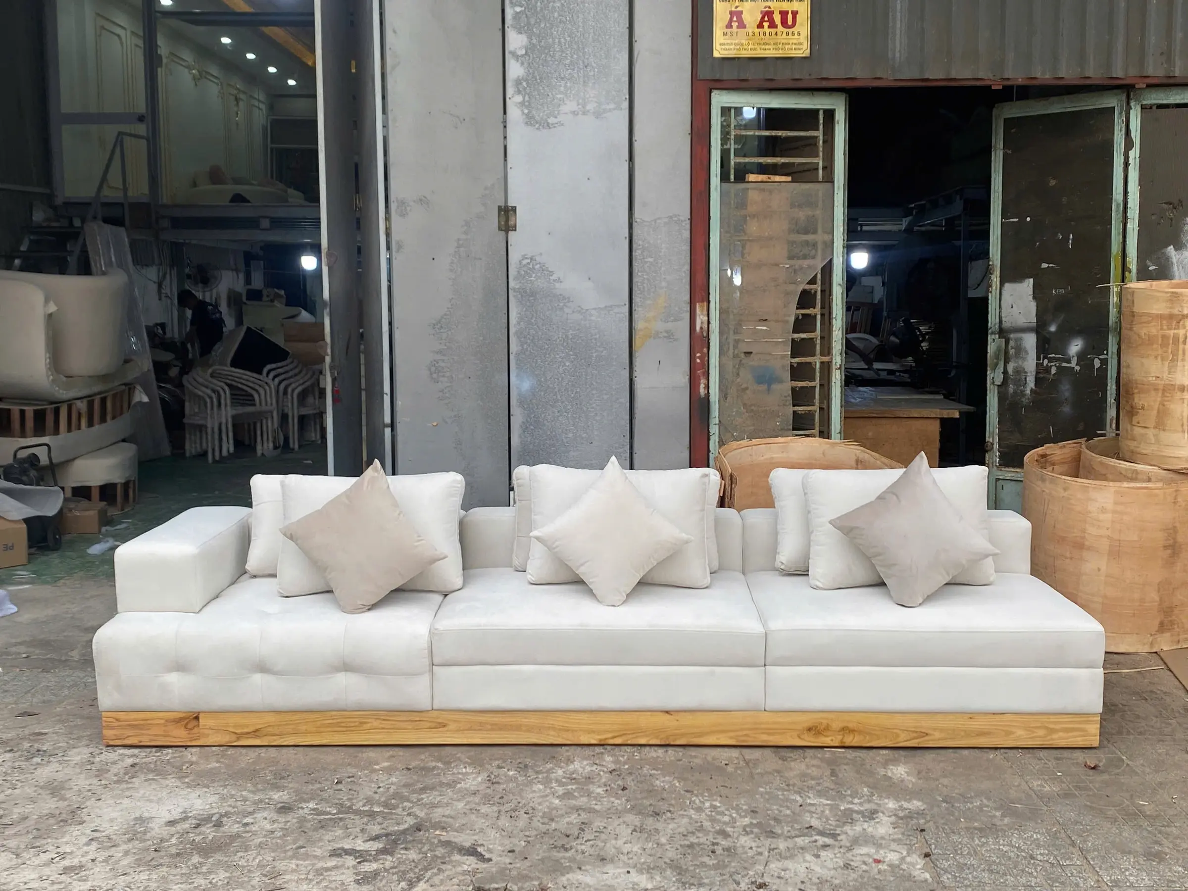 Xưởng Sản Xuất Nội Thất Á Âu