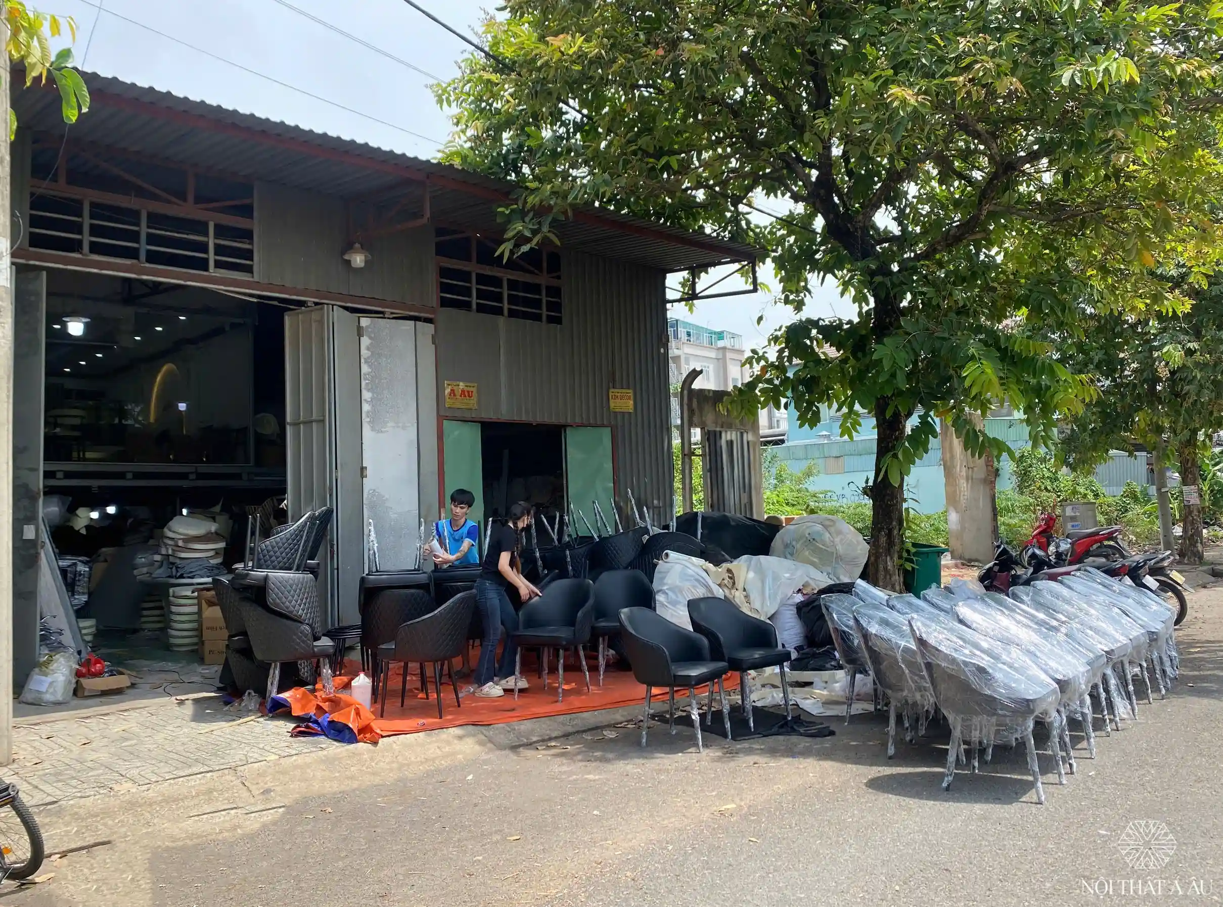 Xưởng Sản Xuất Của Nội Thất Á Âu Tại Thủ Đức 